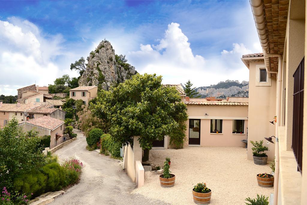 Mas De Carabelle Bed & Breakfast La Roque-Alric Luaran gambar
